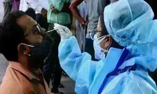 देश में फिर बढ़ी कोरोना मरीज, 24 घंटों में 18,815 नए संक्रमित मिले