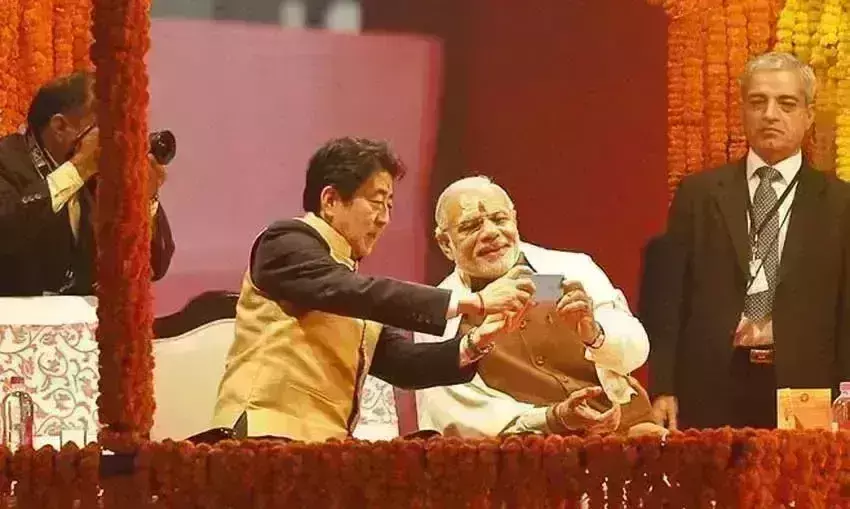 भारत के साथ शिंजो आबे का था खास रिश्ता, बतौर पीएम 4 बार आए, गंगा आरती में शामिल हुए भारत के साथ शिंजो आबे का था खास रिश्ता, बतौर पीएम 4 बार आए, गंगा आरती में शामिल हुए