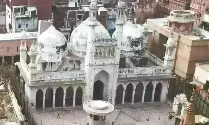 ज्ञानवापी केस में मुस्लिम पक्ष की दलीलें पूरी, अब हिन्दू पक्ष की होगी सुनवाई ज्ञानवापी केस में मुस्लिम पक्ष की दलीलें पूरी, अब हिन्दू पक्ष की होगी सुनवाई