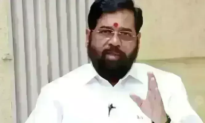 उद्धव गुट को लग सकता है झटका, 15 सांसद सीएम एकनाथ शिंदे के संपर्क में आए