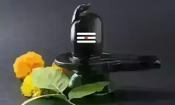 शुभ संयोग में शुरू हुआ श्रावण मास, पवित्र व्रत और त्योहारों से भरा है पूरा महीना, देखें लिस्ट