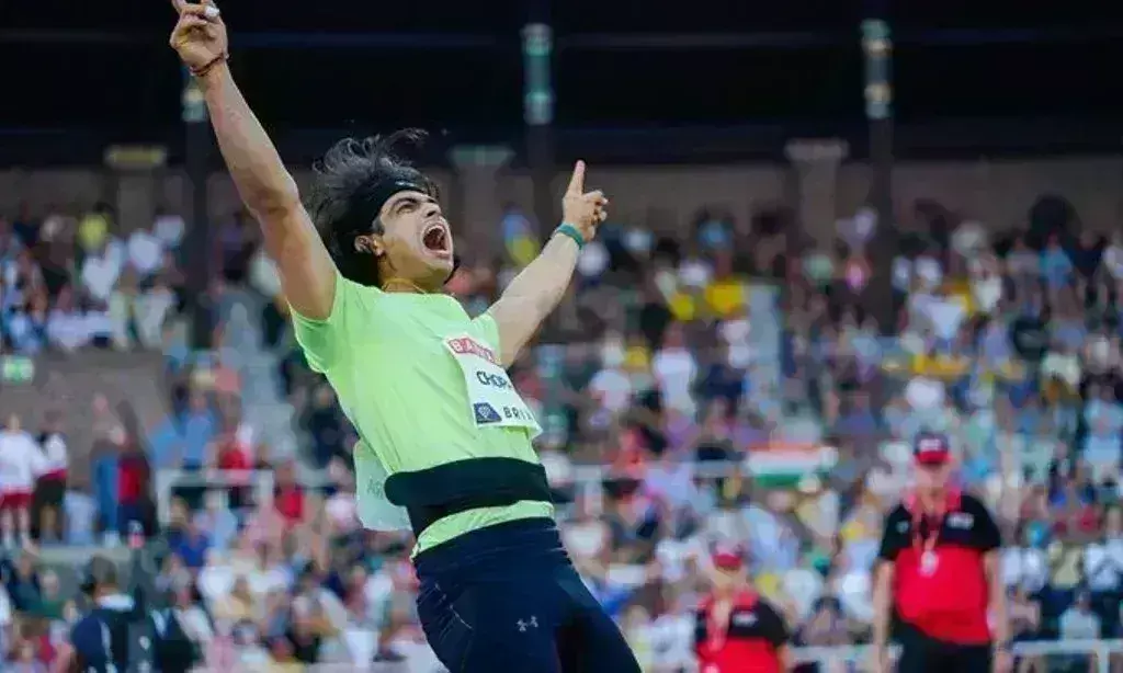 विश्व एथलेटिक्स चैंपियनशिप में नीरज चपड़ा ने जीता रजत, पदक जीतने वाले पहले एथलीट