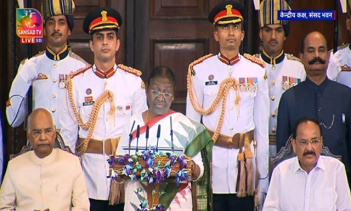राष्ट्रपति द्रौपदी मुर्मू ने संबोधन में कहा - राष्ट्रपति के पद तक पहुंचना, मेरी नहीं हर  गरीब की उपलब्धि