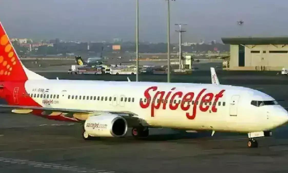 स्पाइसजेट के विमान में आई खराबी, कोलकाता से जबलपुर के लिए निकला विमान जयपुर में लैंड