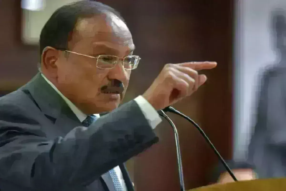 धार्मिक हिंसा पर बोले अजीत डोभाल, कुछ लोग धर्म के नाम पर माहौल बिगाड़ रहे, हम चुप नहीं बैठ सकते