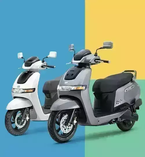 TVS iQube EV स्कूटर ने सेल्स में बनाया रिकॉर्ड, सिंगल चार्ज में चलती है 140Km
