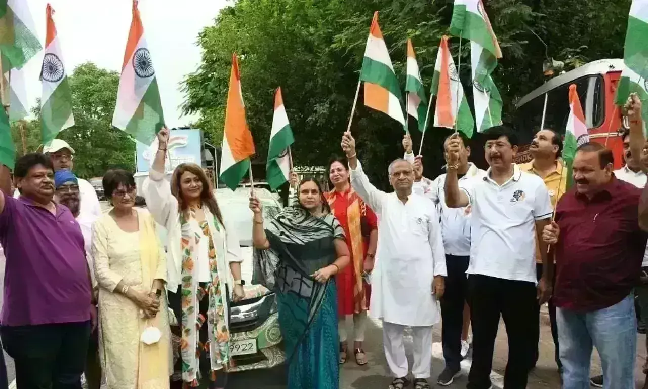 भारत माता की जय के नारों के साथ तिरंगा मार्च निकालकर लिया राष्ट्र रक्षा का संकल्प