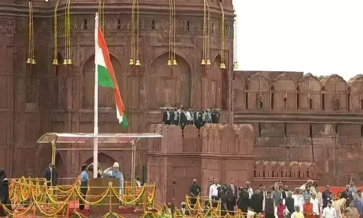 स्वतंत्रता दिवस पर प्रधानमंत्री ने कहा जय जवान, जय किसान, जय विज्ञान में जय अनुसंधान जोड़ना जरूरी