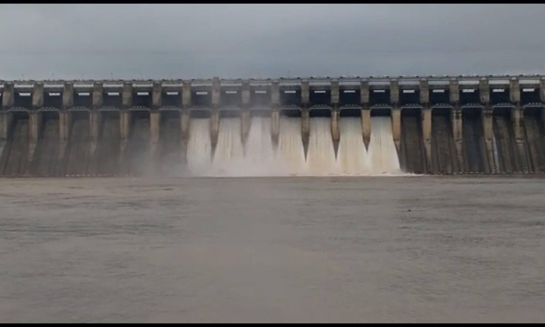 मप्र में बरगी डैम के 4, तवा के 13 गेट खुले, प्रदेश में आज भी हो सकती है भारी बारिश