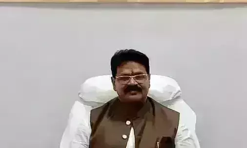 नीतीश कुमार ने अपहरण केस में फरार आरोपी को बनाया मंत्री, विवादों में फंसे