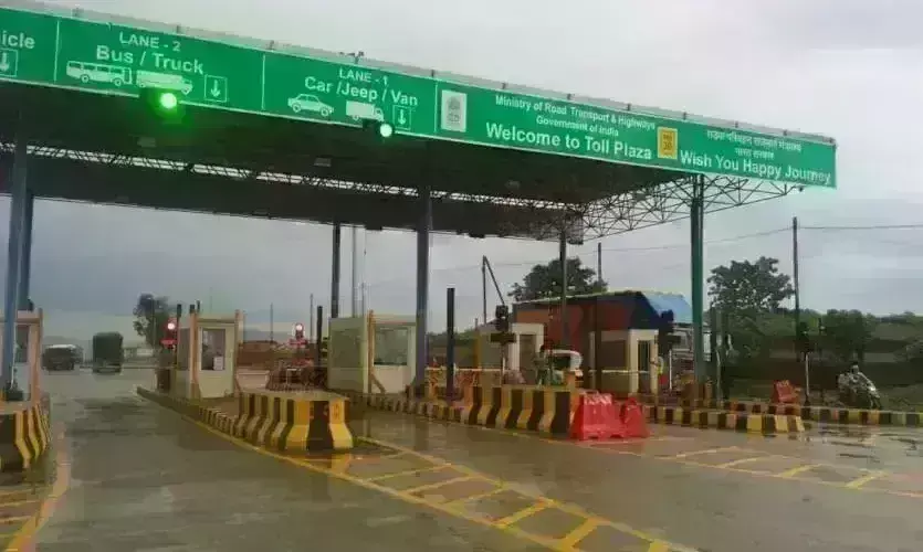 हाइवे से जल्द हट जाएंगे सभी टोल प्लाजा, कैमरों से वसूला जाएगा टैक्स, जानिए क्या है योजना
