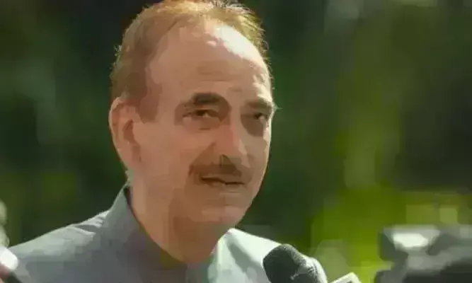 गुलाम नबी ने की प्रधानमंत्री मोदी की तारीफ, कहा- मैं उन्हें गलत समझता था गुलाम नबी ने की प्रधानमंत्री मोदी की तारीफ, कहा- मैं उन्हें गलत समझता था