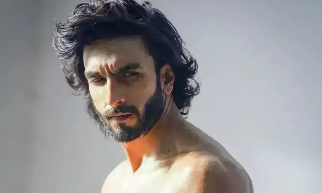 न्यूड फोटोशूट मामले में थाने पहुंचे रणवीर सिंह, पुलिस ने की पूछताछ न्यूड फोटोशूट मामले में थाने पहुंचे रणवीर सिंह, पुलिस ने की पूछताछ