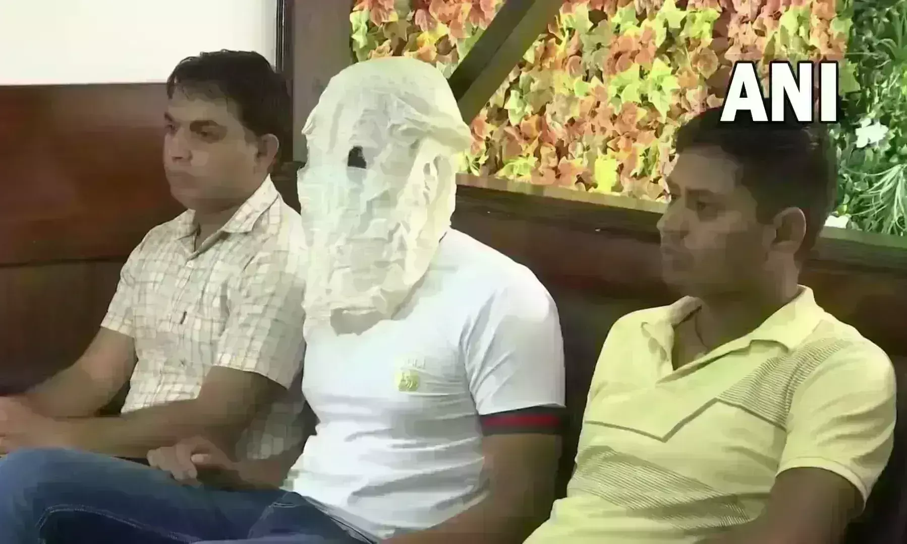 दिल्ली में दुमका कांड, हिंदू बनकर छात्रा से की दोस्ती, सच्चाई जनने पर मिलने से किया इंकार तो मारी गोली