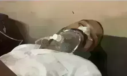 इंदौर में नौकरी जाने पर सात कर्मचारियों ने एकसाथ खाया जहर, सभी की हालत गंभीर