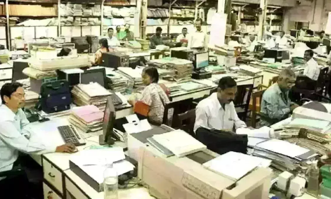 मप्र में उठ रही कर्मचारियों के रिटायरमेंट की उम्र बढ़ाने की मांग, सरकार इन...कारणों से मान सकती है प्रस्ताव