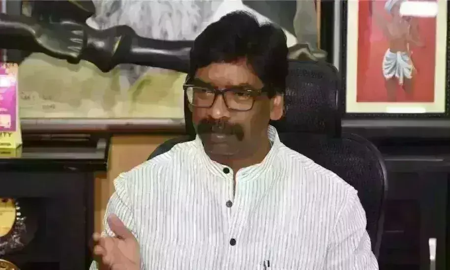 राज्यपाल से मिला यूपीए प्रतिनिधिमंडल, राज्यपाल ने कहा - हेमंत सोरेन के मामले में जल्द ही स्थिति स्पष्ट करेंगे