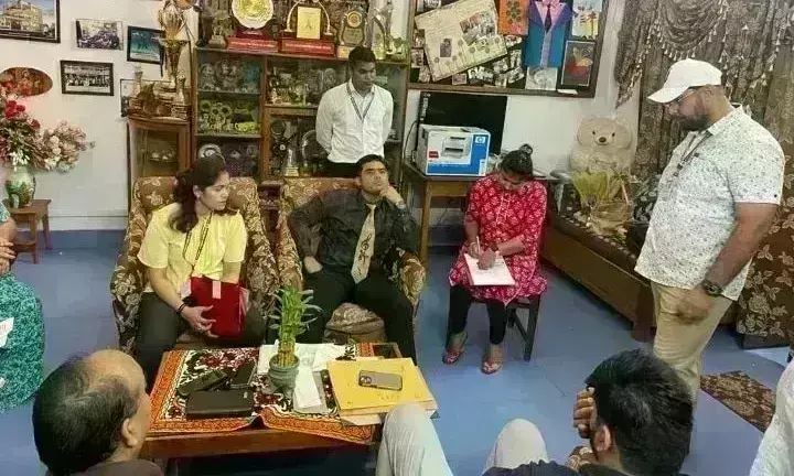 ईसाई धर्मगुरु पर EOW की कार्रवाई, मामला सिर्फ फीस घोटाले का नहीं, कन्वर्जन से जुड़े है तार ईसाई धर्मगुरु पर EOW की कार्रवाई, मामला सिर्फ फीस घोटाले का नहीं, कन्वर्जन से जुड़े है तार