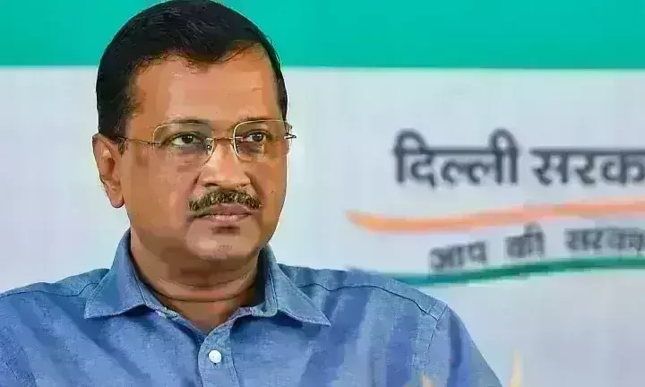 केजरीवाल सरकार की आबकारी नीति के खिलाफ ED की बड़ी कार्रवाई, 40 ठिकानों पर मारे छापे
