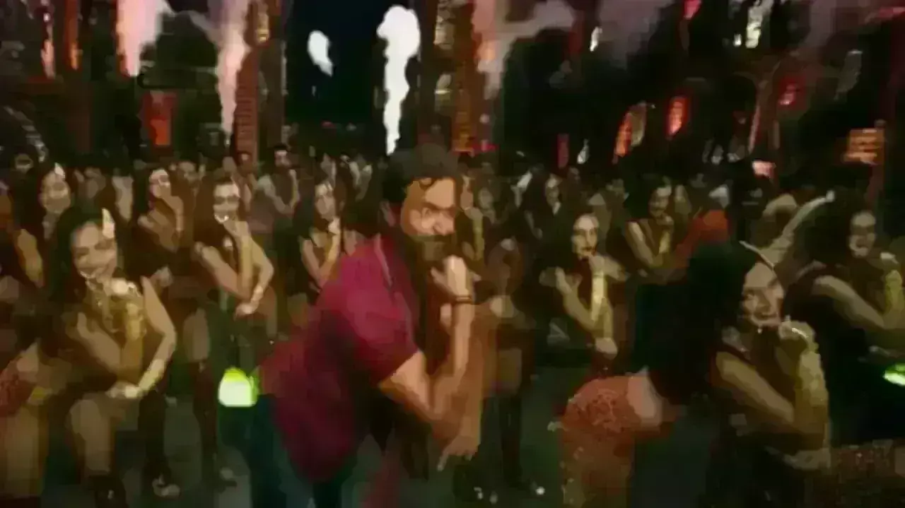 विक्रम वेधा का पहला गाना अल्कोहलिया रिलीज, थोड़ी ही देर में यूट्यूब पर मिले लाखों व्यूज