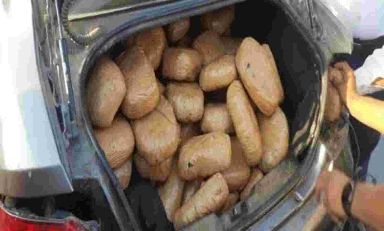 मुरैना में कार से मिला 72 किलो गांजा, ड्राइवर गाड़ी हाइवे पर छोड़कर भागा
