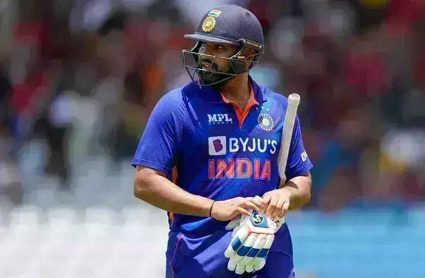 टी-20 अंतरराष्ट्रीय क्रिकेट में सर्वाधिक छक्के लगाने वाले बल्लेबाज बने रोहित शर्मा