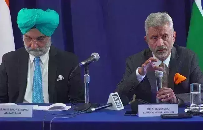 विदेश मंत्री ने चीन को लेकर अमेरिका में दिया बड़ा बयान, कहा- सम्मान और संवेदनशीलता के रिश्ते चाहता है भारत