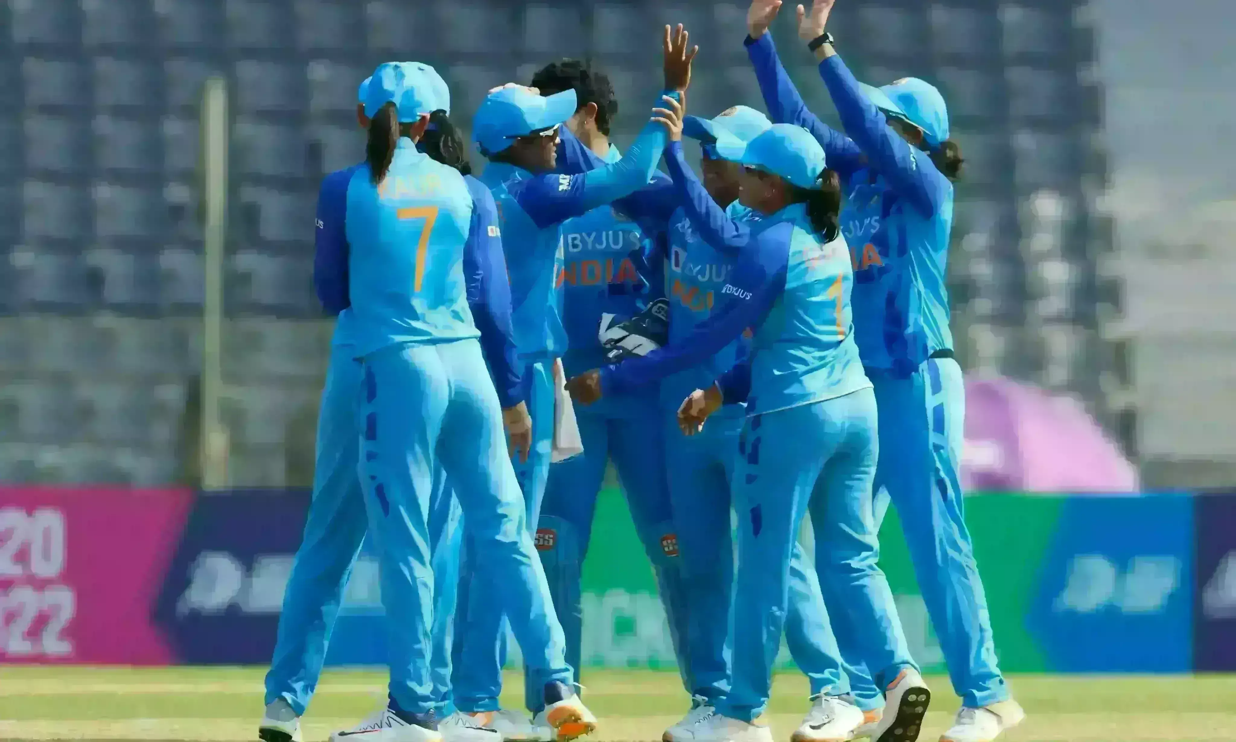 भारतीय महिला क्रिकेट टीम ने सातवीं बार जीता एशिया कप, श्रीलंका को 8 विकेट से हराया