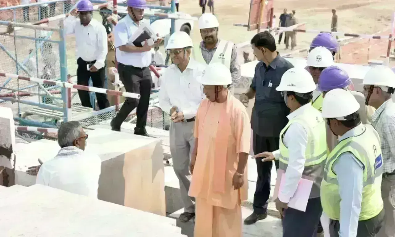 मुख्यमंत्री ने श्रीराम मंदिर निर्माण कार्यों का लिया जायजा, रामलला के किये दर्शन