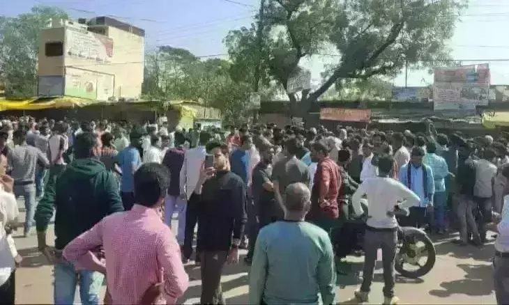 गुना : बेहोशी की हालत में मिली नाबालिग, अपहरण के बाद हुआ गैंगरेप, दो संदिग्ध गिरफ्तार गुना : बेहोशी की हालत में मिली नाबालिग, अपहरण के बाद हुआ गैंगरेप, दो संदिग्ध गिरफ्तार