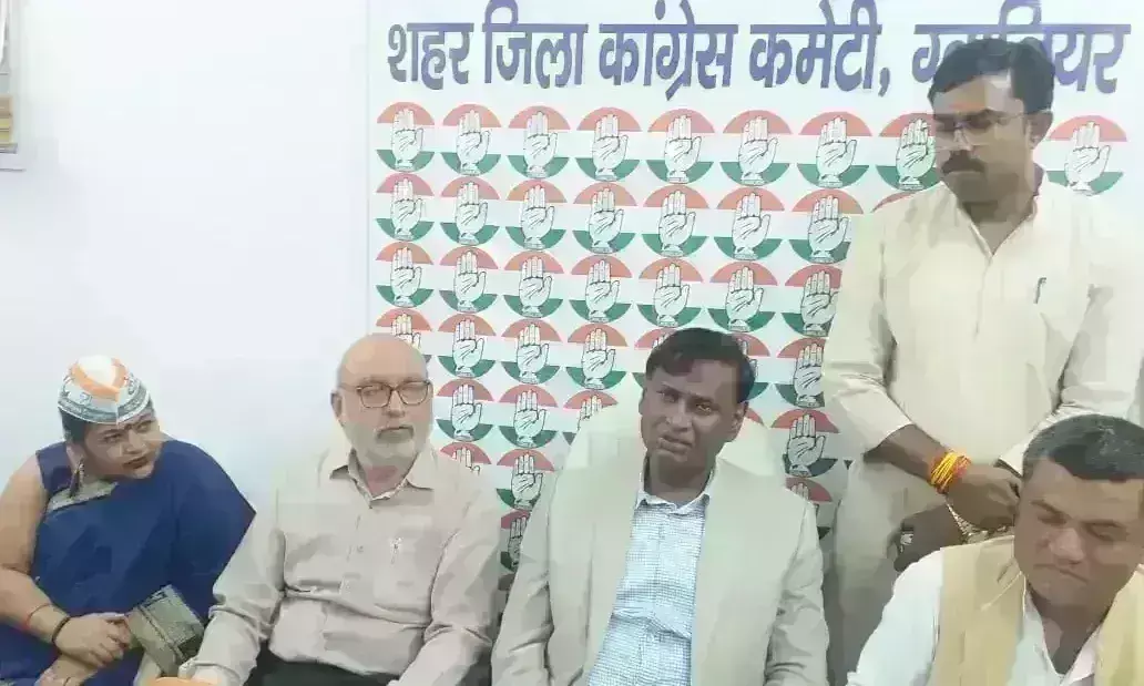 मप्र में 20 नवंबर को प्रवेश करेगी भारत जोड़ो यात्रा, पूर्व सांसद ने ग्वालियर में लिया तैयारियों का जायजा मप्र में 20 नवंबर को प्रवेश करेगी भारत जोड़ो यात्रा, पूर्व सांसद ने ग्वालियर में लिया तैयारियों का जायजा