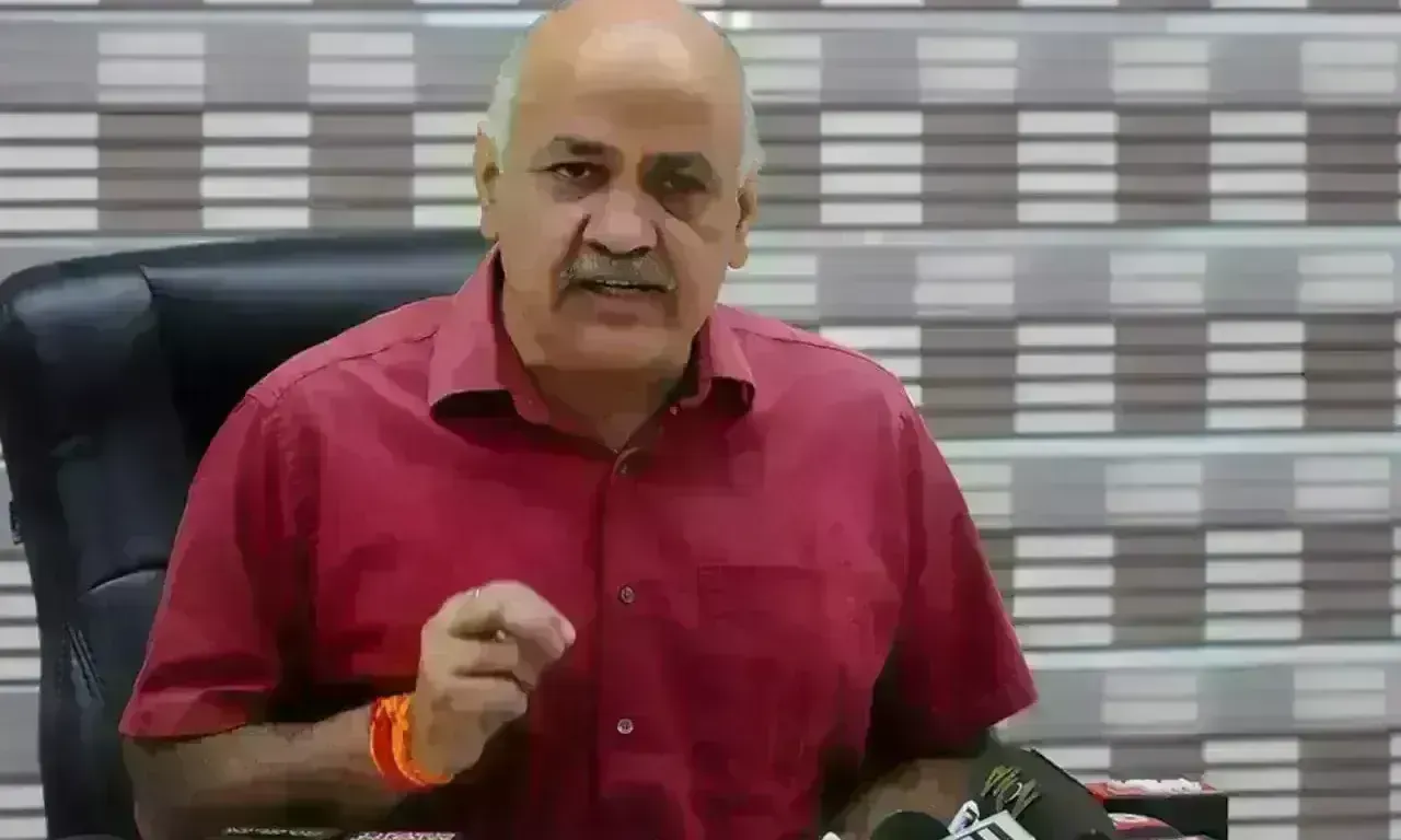 शराब घोटाले में ईडी ने की बड़ी कार्रवाई, मनीष सिसोदिया के PA को किया गिरफ्तार