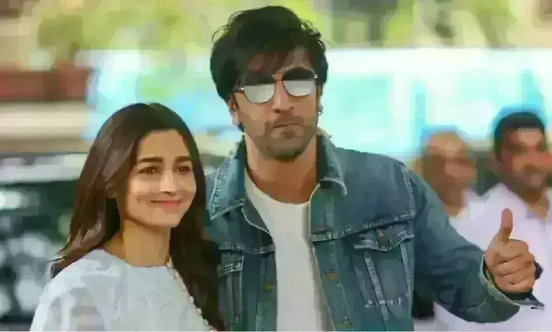 आलिया-रणबीर कपूर बने पेरेंट्स, घर में गूंजी नन्ही परी की किलकारी