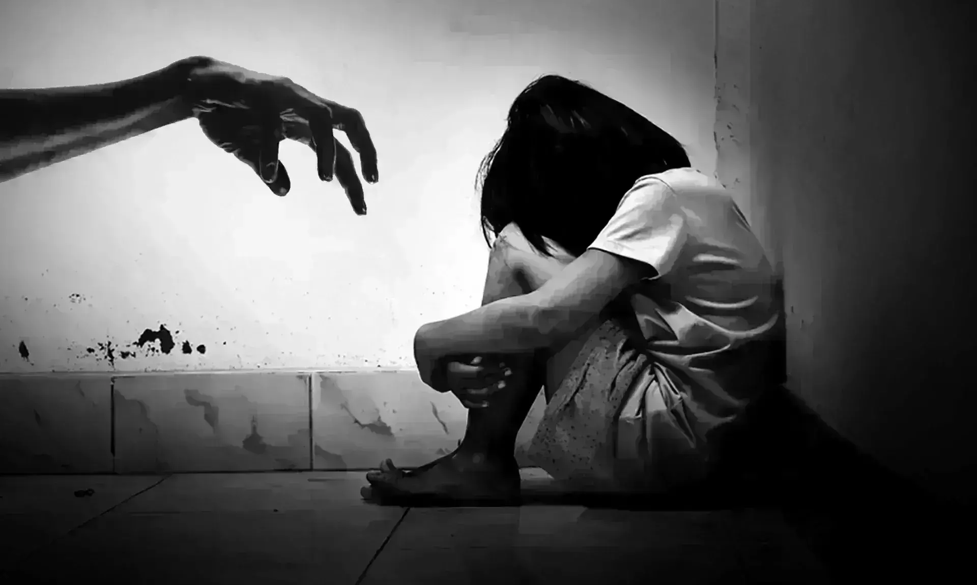 डबरा में 18 वर्षीय युवती से दुष्कर्म, भाभी ने मेहंदी लगाने बुलाया था घर