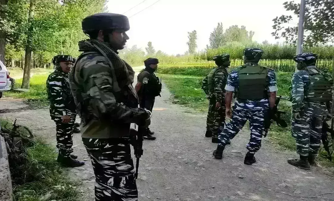 शोपियां में सुरक्षा बल और आतंकियों के बीच मुठभेड़, जैश ए मोहम्मद का एक कमांडर ढेर