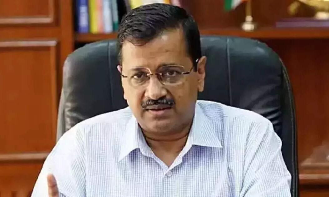 शराब घोटाले में ईडी की बड़ी कार्रवाई, आप नेता और व्यापारी को किया गिरफ्तार शराब घोटाले में ईडी की बड़ी कार्रवाई, आप नेता और व्यापारी को किया गिरफ्तार