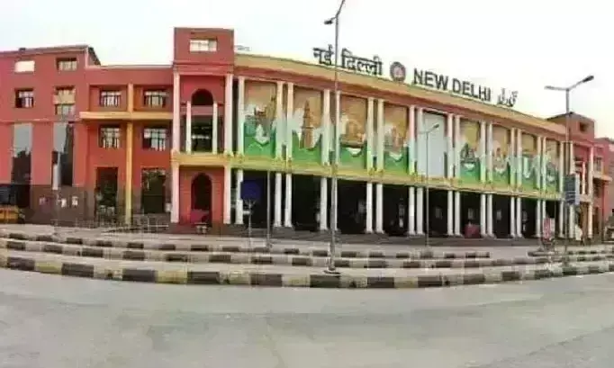 पहली बार दिल्ली आने वालों के साथ स्टेशन पर हो रहा है ये... काम, नहीं संभले तो हो जाएगी जेब साफ