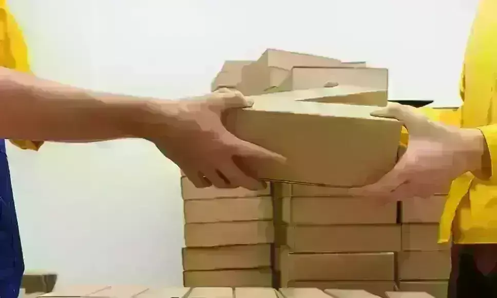 बिना ऑर्डर पार्सल आए तो हो...जाए सावधान,  धोखेबाजों ने निकला ठगी का नया तरीका