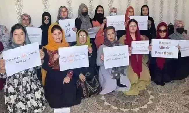 अफगानिस्तान में महिलाओं के खिलाफ हिंसा से UN परेशान, तालिबान से कहा - तुरंत रोकें हिंसा