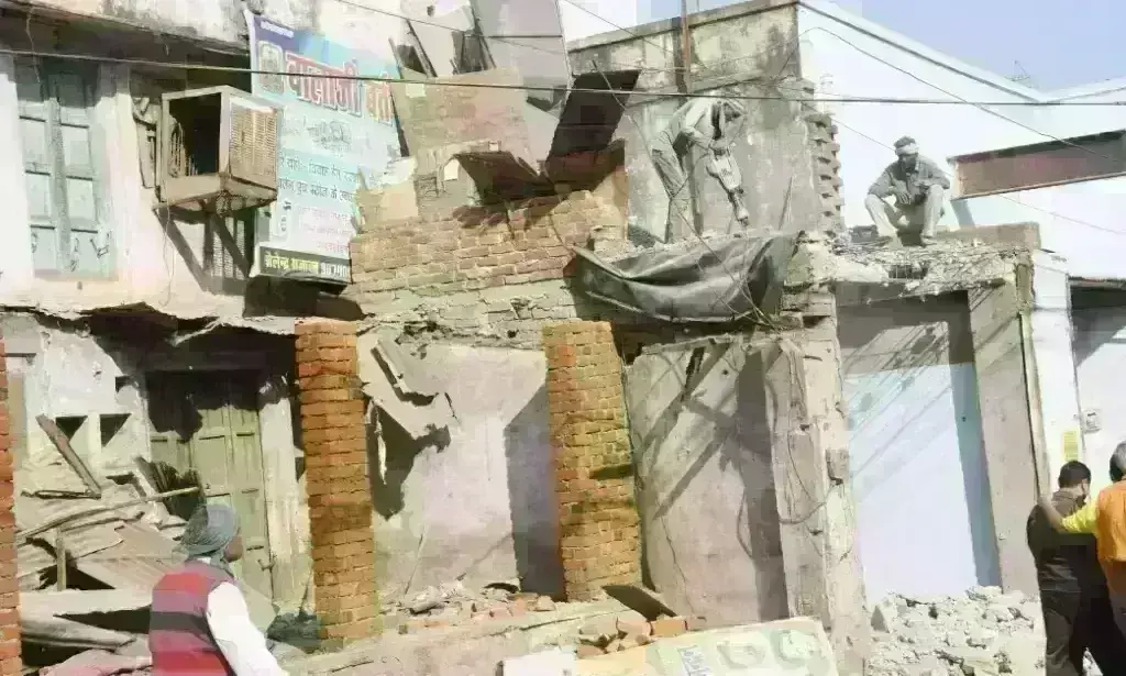 ग्वालियर नगर निगम कर रहा अतिक्रमण पर बड़ी कार्रवाई, कई अवैध सम्पत्तियाँ ध्वस्त