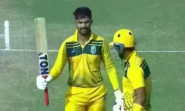 रुतुराज गायकवाड़ ने रचा इतिहास, एक ओवर में सात छक्के मारने वाले पहले बल्लेबाज बने