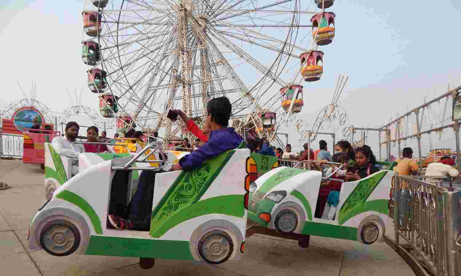 व्यापार मेले में इस बार लगेंगे सिर्फ 60 झूले, 2020 में लगे थे 90