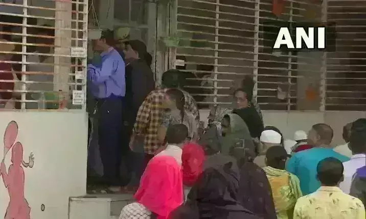 गुजरात में पहले चरण का मतदान संपन्न, शाम 5 बजे तक डले 57.75 फीसदी वोट