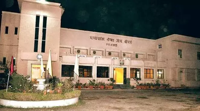 माहेश्वरी समाज की चली तो 15, कार्यकारिणी ने चाहा तो 7 जनवरी को होंगे चेंबर के चुनाव माहेश्वरी समाज की चली तो 15, कार्यकारिणी ने चाहा तो 7 जनवरी को होंगे चेंबर के चुनाव