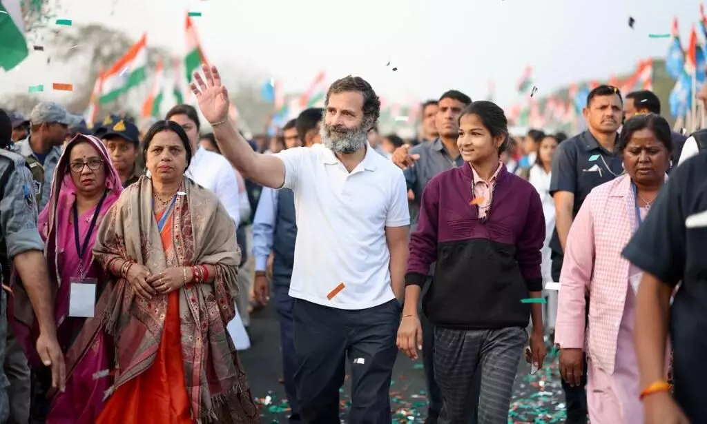 जनाहा गांव से रवाना हुई राहुल गांधी की भारत जोड़ो यात्रा, आगर-मालवा पहुंची जनाहा गांव से रवाना हुई राहुल गांधी की भारत जोड़ो यात्रा, आगर-मालवा पहुंची