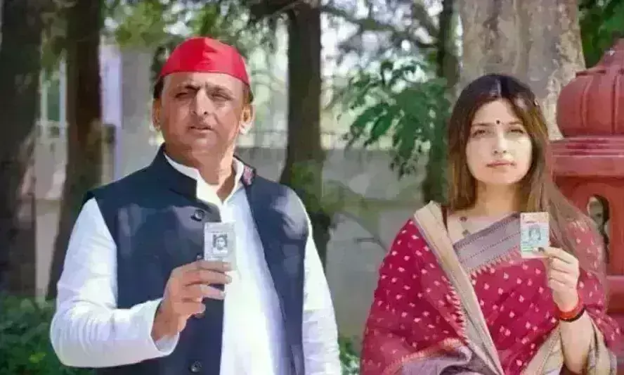 उप्र में मैनपुरी लोकसभा समेत दो विधानसभा पर उपचुनाव जारी, अखिलेश ने सैफई में डाला वोट