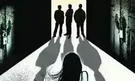 नौकरी का झांसा देकर छात्रा से सहेली ने अपने पति से कराया बलात्कार, आरोपी गिरफ्तार नौकरी का झांसा देकर छात्रा से सहेली ने अपने पति से कराया बलात्कार, आरोपी गिरफ्तार