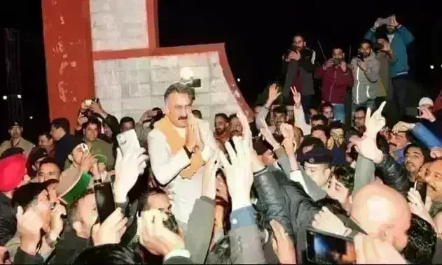 हिमाचल में नहीं थम रही कांग्रेस की मुश्किल, मुख्यमंत्री के बाद मंत्री पद के लिए घमासान शुरू