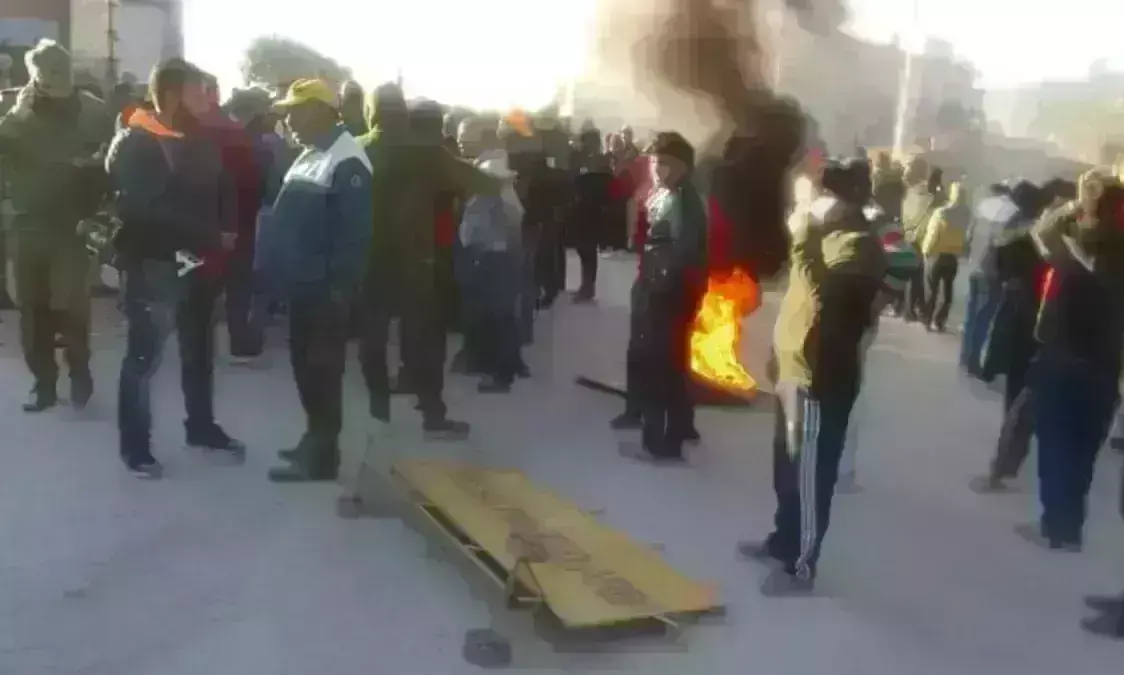 राजौरी में गोलीबारी में दो नागरिकों की मौत, इलाके में तनाव राजौरी में गोलीबारी में दो नागरिकों की मौत, इलाके में तनाव