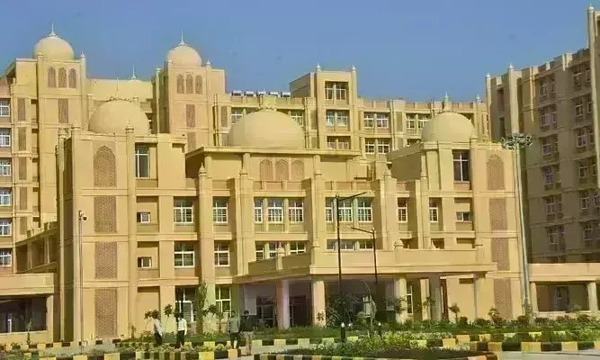 पर्चा कटवाने मरीजों को घंटों लाइन में नहीं होना पड़ेगा परेशान,शुरू होगा एचएमएस सिस्टम पर्चा कटवाने मरीजों को घंटों लाइन में नहीं होना पड़ेगा परेशान,शुरू होगा एचएमएस सिस्टम